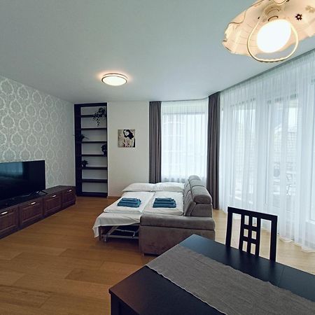 Sag Panorama City Apartment 3 Rooms Free Parking Free Wifi Μπρατισλάβα Εξωτερικό φωτογραφία