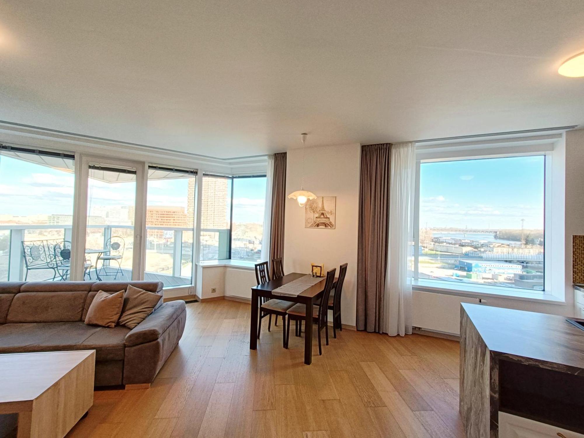 Sag Panorama City Apartment 3 Rooms Free Parking Free Wifi Μπρατισλάβα Εξωτερικό φωτογραφία