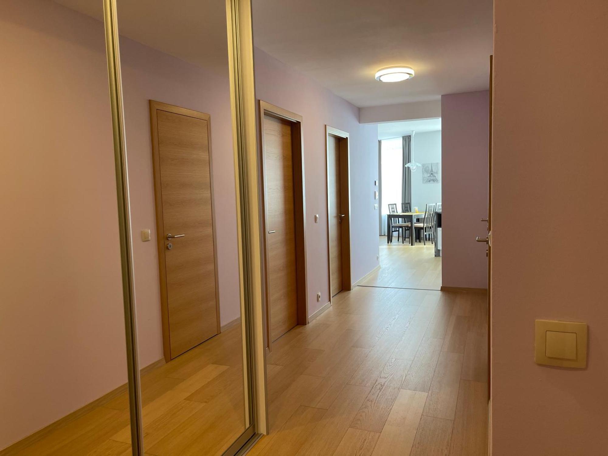 Sag Panorama City Apartment 3 Rooms Free Parking Free Wifi Μπρατισλάβα Εξωτερικό φωτογραφία